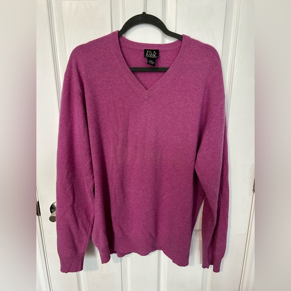 90’s Pink Cashmere Sweater - Picture 2 of 3
